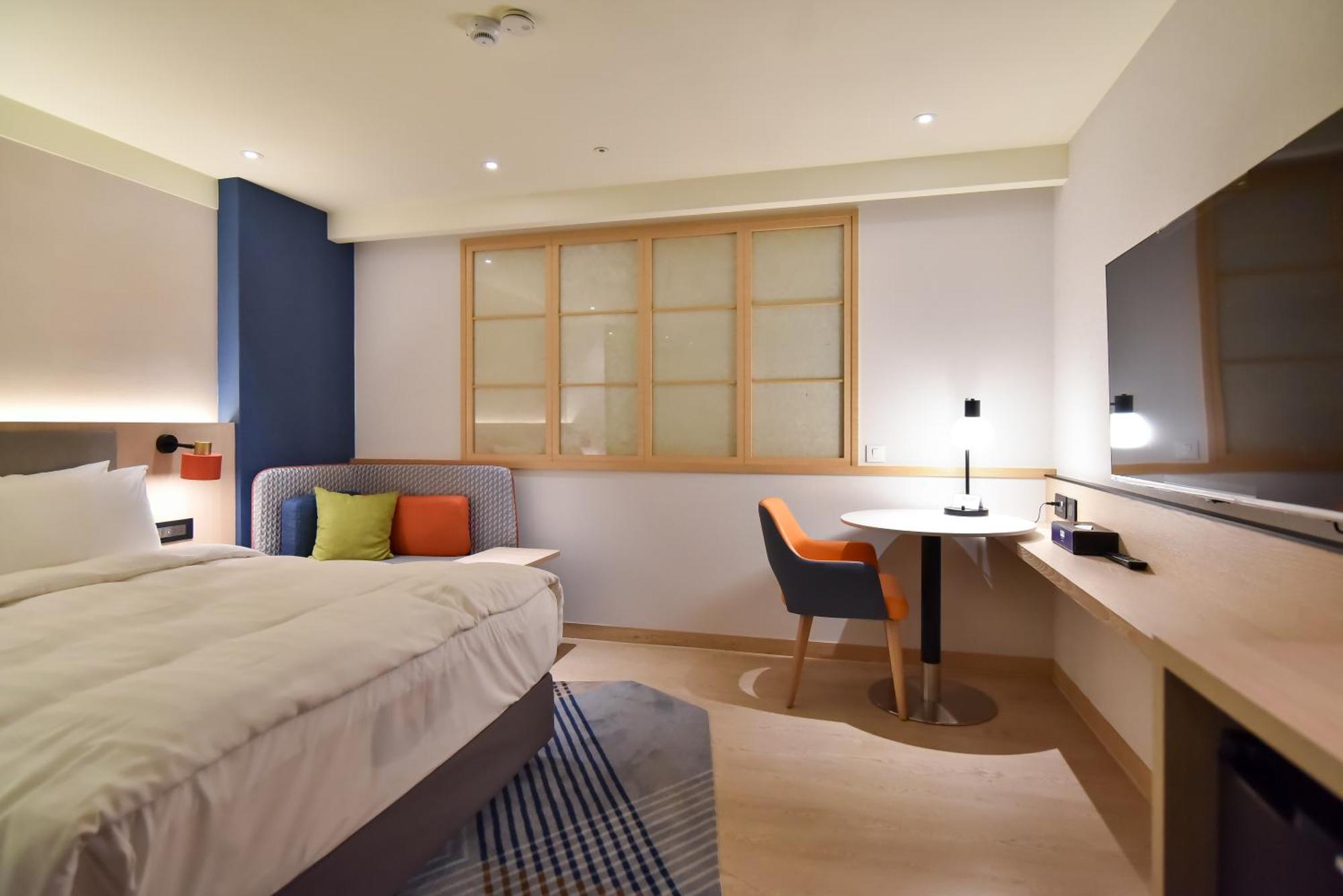 Express Train Station By Ihg Hotel Taipei