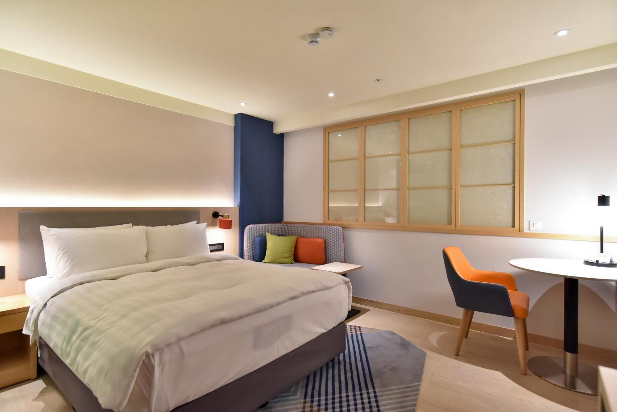 Hotel Express Train Station By Ihg
