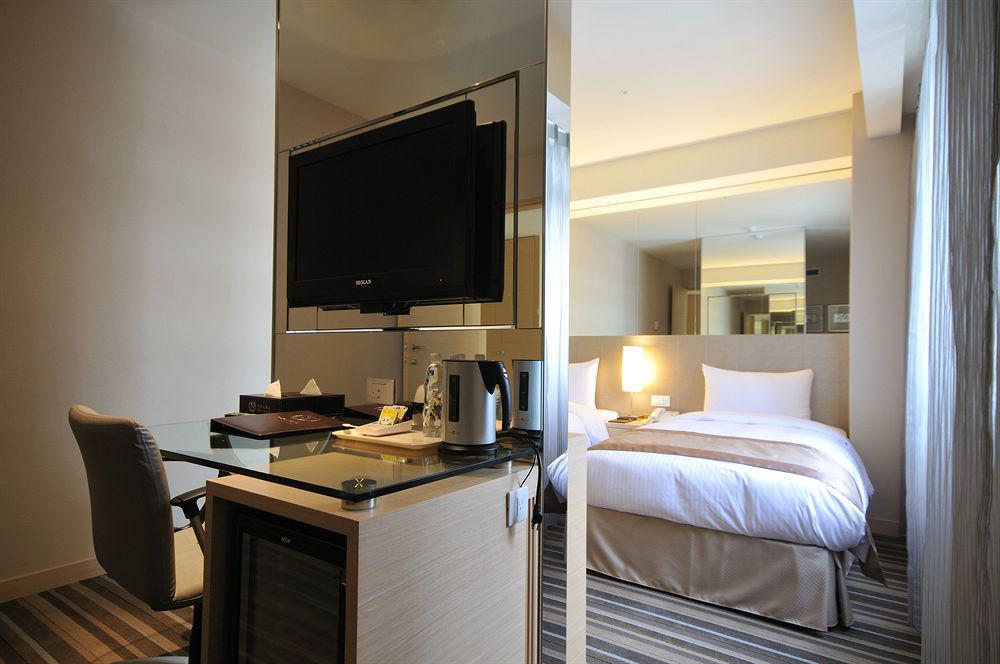 Express Train Station By Ihg Hotel 4*
