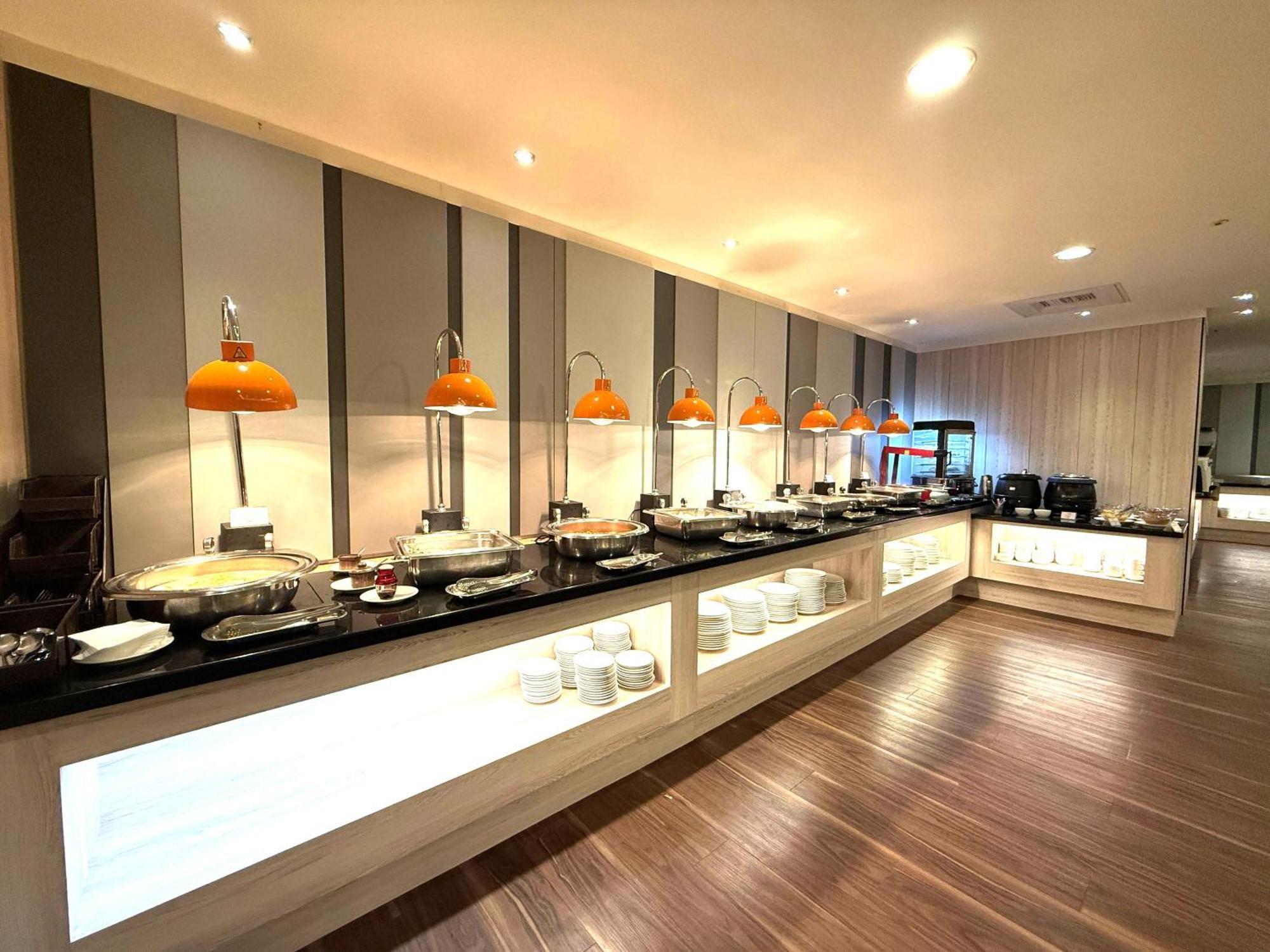 Express Train Station By Ihg 4*